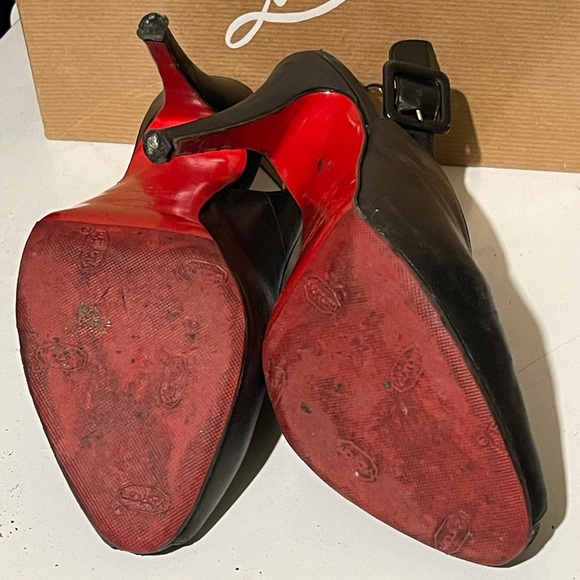 Used Christian Louboutin peep toes 39 slingback - Picture 4 of 4